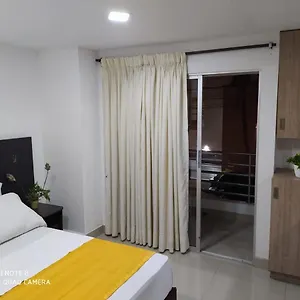 Vip Apartasuites Laureles Apartamento Medellín