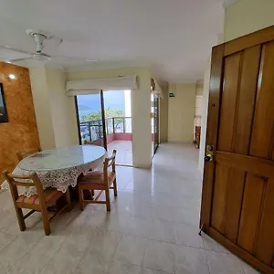 Apartamento En Santa Marta- Rodadero Con Escritorio Y Balcón, Santa Marta (Magdalena)